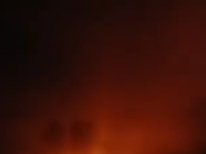 إسرائيل تشن غارات على جنوب لبنان (فيديوهات)