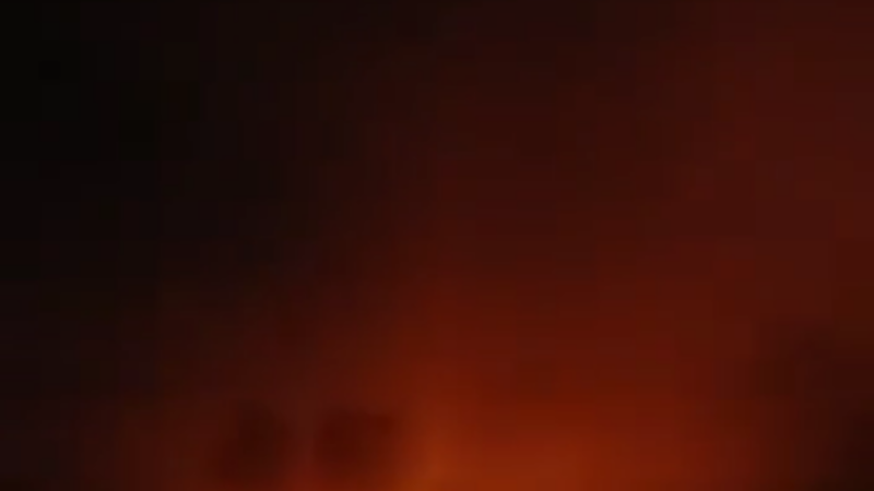 إسرائيل تشن غارات على جنوب لبنان (فيديوهات)