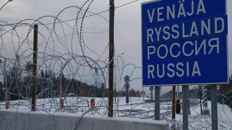 مالينن يدعو فنلندا لفتح الحدود مع روسيا لإنقاذ قطاع السياحة