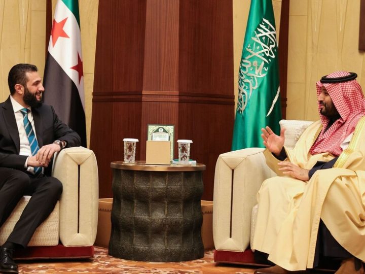 الأمير محمد بن سلمان يتلقى اتصالا هاتفيا من الرئيس الشرع