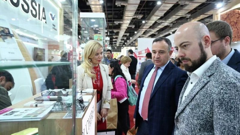 روسيا تعرض منتجاتها الغذائية في مصر