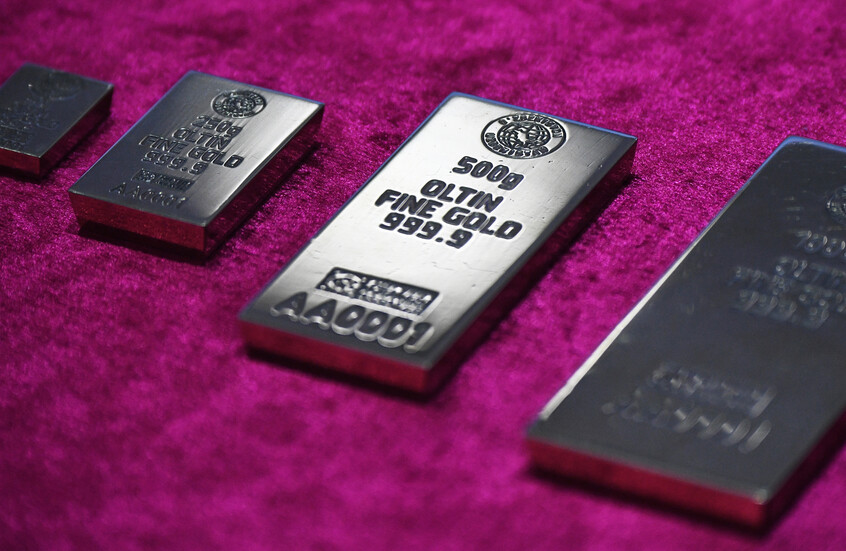 الفضة تسجل سعرا تاريخيا