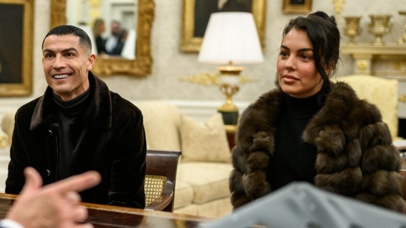 رونالدو وجورجينا يختاران كاتدرائية تاريخية لحفل زفافهما (صور)