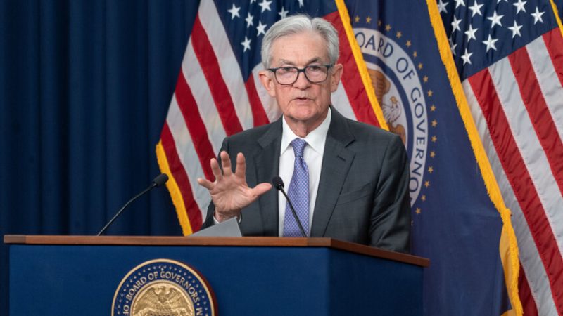 باول: الاقتصاد الأمريكي ينمو بمعدلات معتدلة بينما يظل التضخم مرتفعا