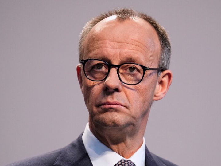 ميرتس يكشف عما دار بين القادة الأوروبيين وترامب خلال مكالمة هاتفية حول أوكرانيا