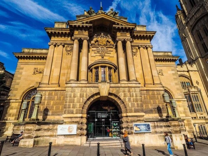 سرقة 600 قطعة أثرية من متحف بريطاني.. وتأخير غامض في الكشف عن الواقعة