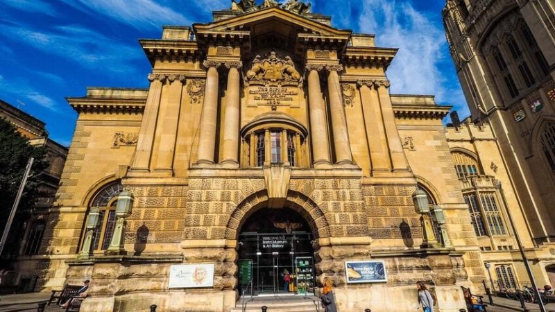 سرقة 600 قطعة أثرية من متحف بريطاني.. وتأخير غامض في الكشف عن الواقعة