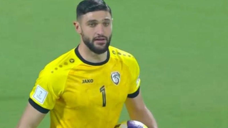 مشهد مؤثر لحارس منتخب سوريا إلياس هدايا بعد خسارة “نسور قاسيون” أمام المغرب (فيديو)