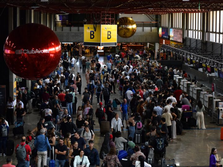 البرازيل.. انقطاع بالكهرباء وإلغاء مئات الرحلات الجوية