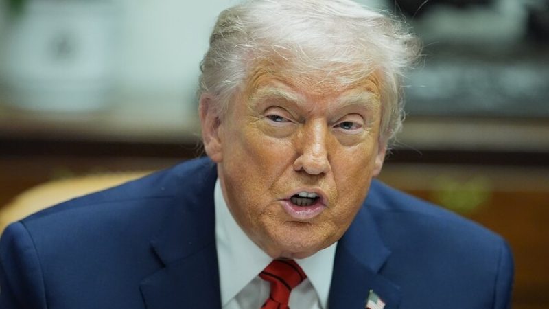 ترامب: النزاع في أوكرانيا قد يشعل فتيل حرب عالمية ثالثة