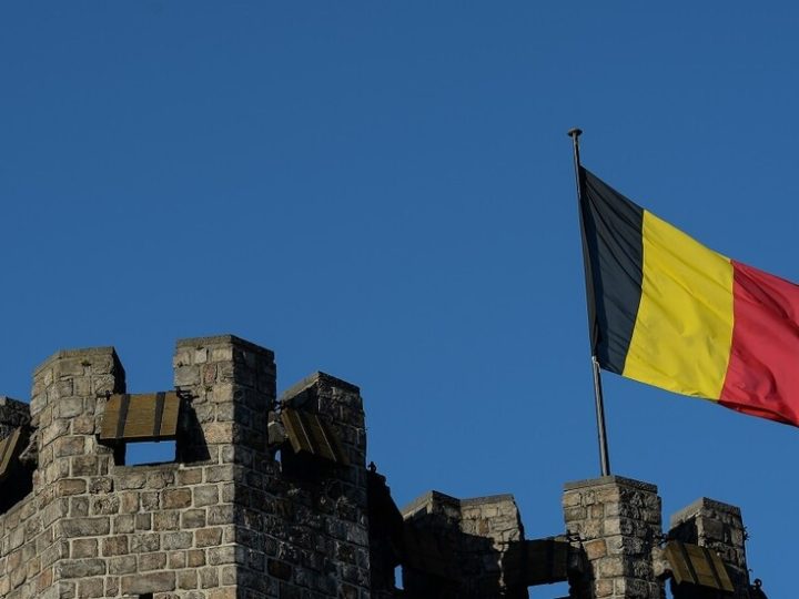 بلجيكا تطالب دول الاتحاد الأوروبي بإلغاء اتفاقيات الاستثمار مع روسيا