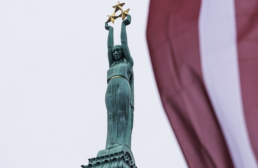 برلمانية لاتفية تطالب أوكرانيا بكشف كيفية إنفاق مليار يورو