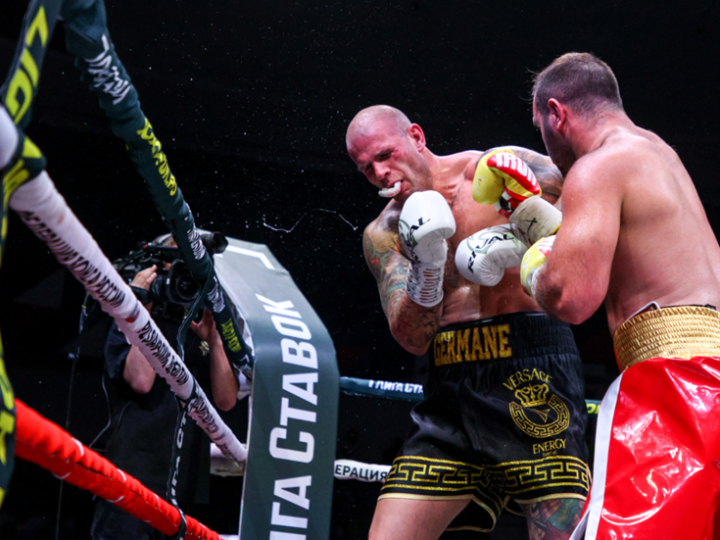 الروسي مراد غاسييف يسقط بوليف بالضربة القاضية ويتوج بلقب بطولة العالم للوزن الثقيل “WBA” (فيديو)