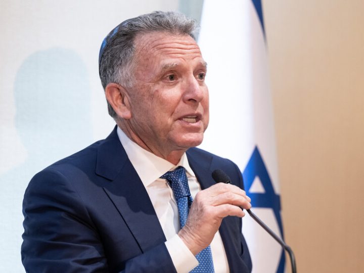 ويتكوف يلتقي زيلينسكي وقادة أوروبيين في برلين