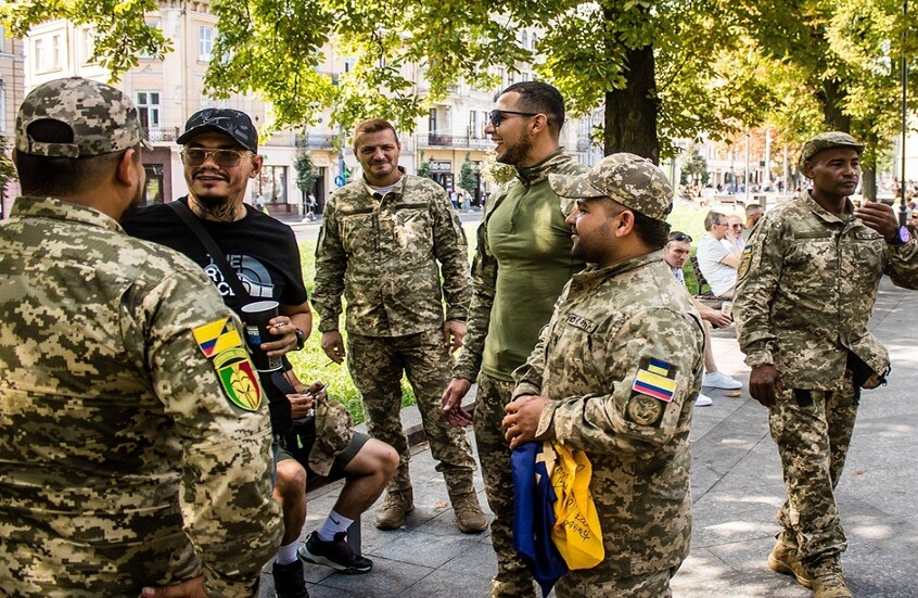 “بي بي سي”: أوكرانيا قررت حل “الفيالق الدولية”