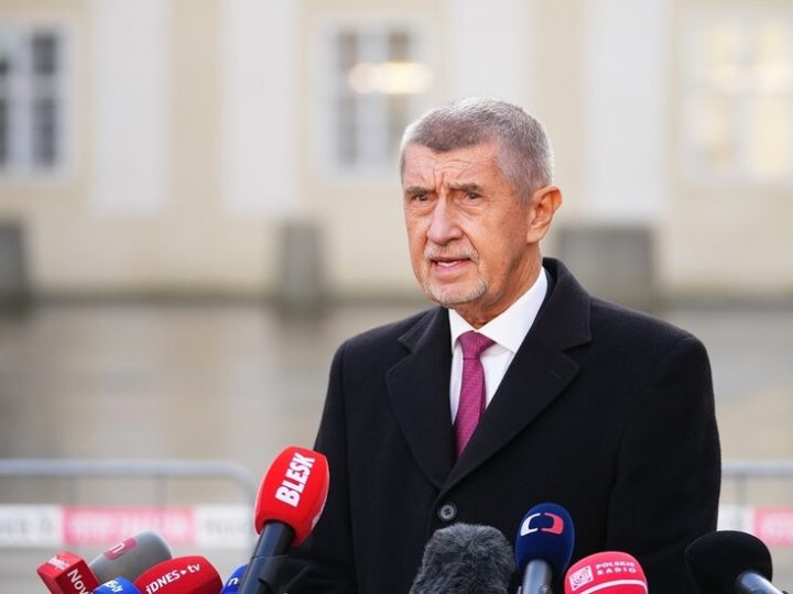 رئيس الوزراء التشيكي الجديد: لن نقدم ضمانات لتمويل أوكرانيا