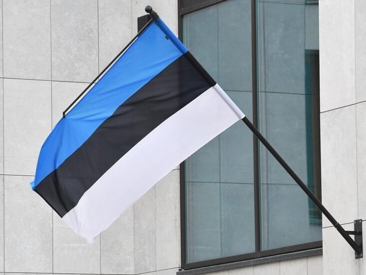 موقع: إستونيا باشرت ببناء ملاجئ محصنة على الحدود مع روسيا