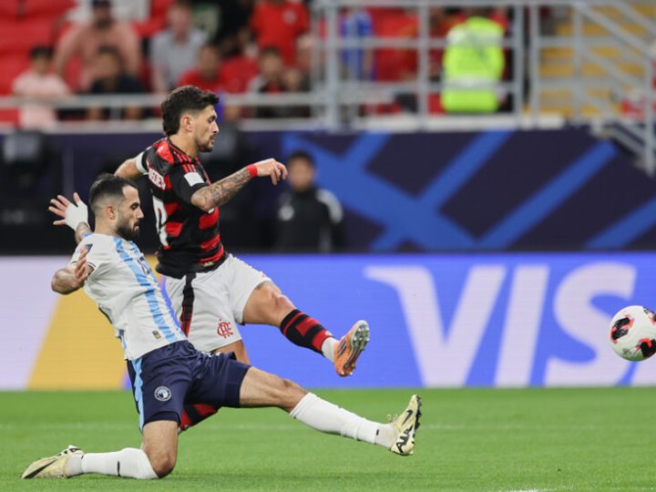 فلامنغو يهزم بيراميدز بسلاح الرأسيات ويتأهل لمواجهة سان جيرمان في نهائي كأس إنتركونتيننتال