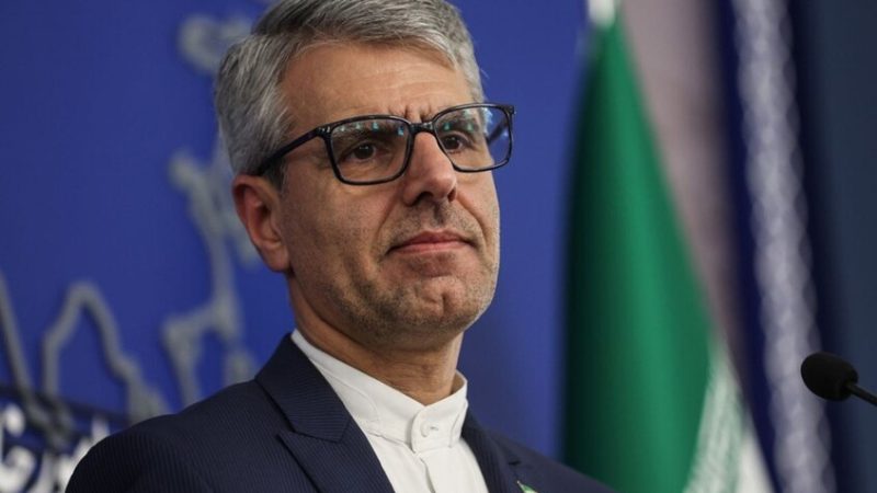 الخارجية الإيرانية: علاقتنا مع لبنان قوية ونأمل باستلام سفيرنا الجديد مهامه قريبا