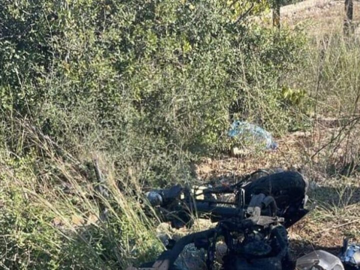 مراسلتنا: غارات إسرائيلية تستهدف سيارة ودراجة نارية وتحليق مكثف للطيرن فوق جنوب لبنان