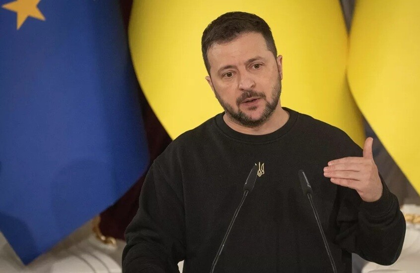 زيلينسكي يلمح إلى التخلي عن عضوية “الناتو” كحل وسط