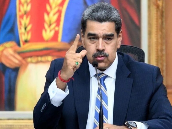 مادورو: فنزويلا تعزز استراتيجيتها الدفاعية وتدعو لرد إقليمي موحد