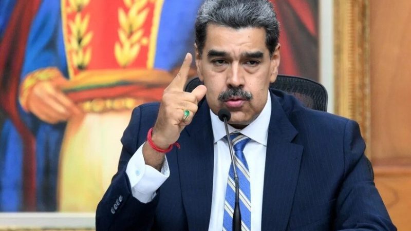 مادورو: فنزويلا تعزز استراتيجيتها الدفاعية وتدعو لرد إقليمي موحد