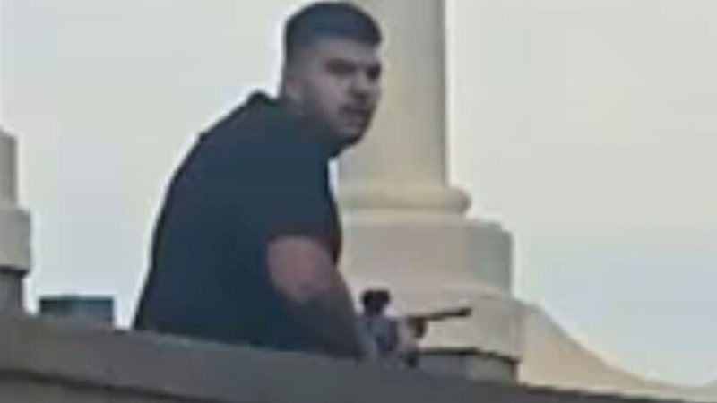 الأب والابن بايعا “داعش”.. معلومات مفاجئة حول منفذي هجوم سيدني