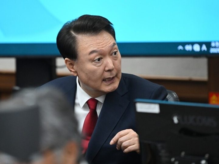 مستشار خاص: الرئيس الكوري المخلوع حاول إشعال حرب بين الكوريتين لتبرير الأحكام العرفية