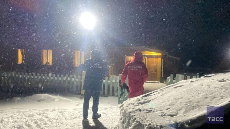 روسيا.. فرق إضافية بحثا عن 13 سائحا مفقودين بمنطقة بيرم