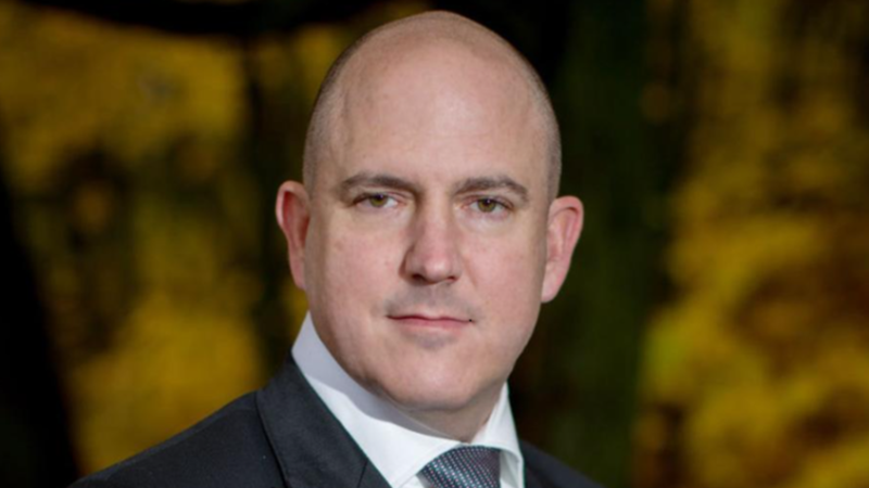 لأول مرة.. الاتحاد الأوروبي يفرض عقوبات على مواطن أمريكي بسبب دعمه لروسيا