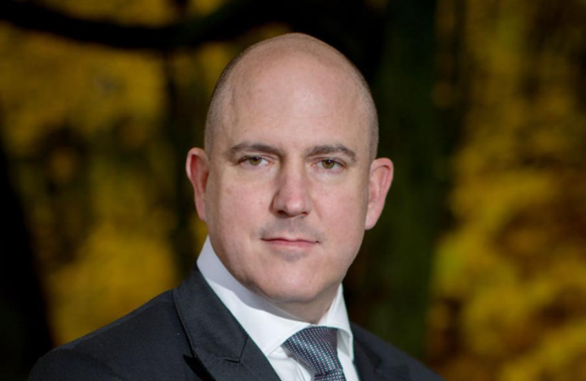 لأول مرة.. الاتحاد الأوروبي يفرض عقوبات على مواطن أمريكي بسبب دعمه لروسيا