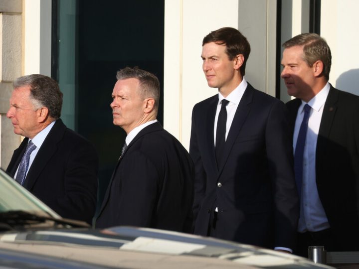 الصحافة الفرنسية تكشف المطلب الأمريكي من أوكرانيا في مفاوضات السلام