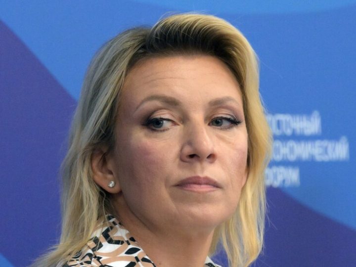 زاخاروفا تعلق على سخرية سيكورسكي بشأن وسام لينين لأوربان