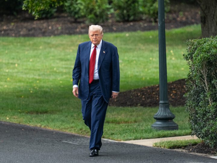 “أكسيوس”: ترامب يريد إقناع موسكو بضمانات لأوكرانيا على غرار ميثاق “الناتو”