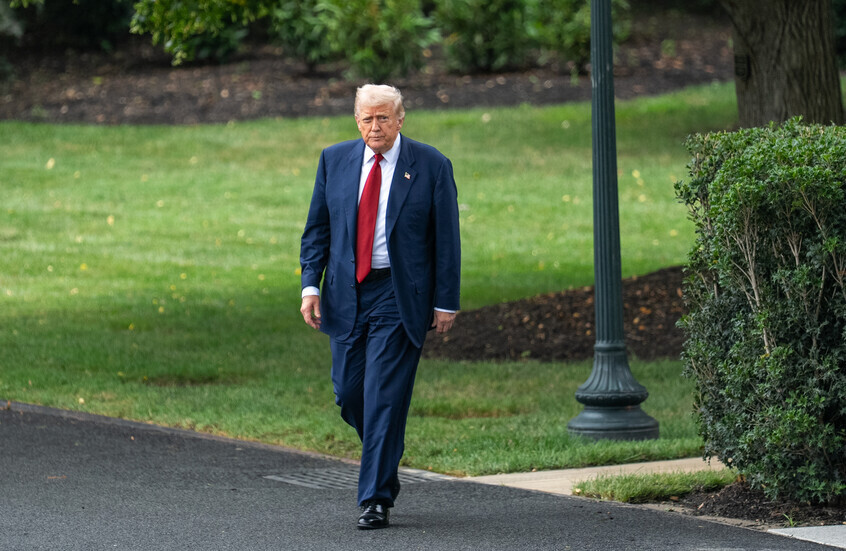 “أكسيوس”: ترامب يريد إقناع موسكو بضمانات لأوكرانيا على غرار ميثاق “الناتو”