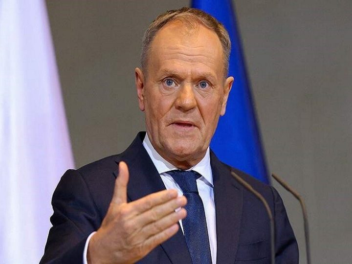 توسك: التنازلات الإقليمية لأوكرانيا تعد جزءا من شروط الولايات المتحدة لتكون الضامنة لاتفاق السلام