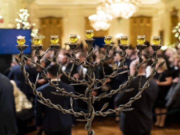 ترامب يقيم حفل استقبال بمناسبة “حانوكا”