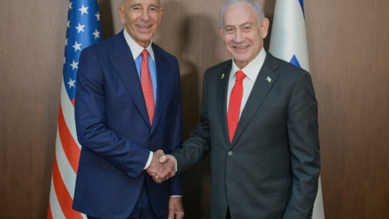 مصادر: باراك توصل مع نتنياهو إلى تفاهمات بشأن سوريا وحدد خطوطا حمراء