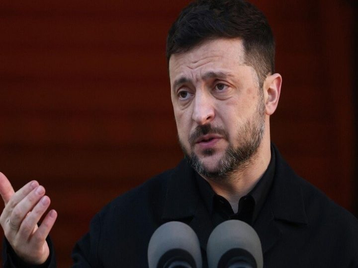 نائب في البرلمان الأوكراني: زيلينسكي قد يتهم باختلاس 10 مليارات دولار