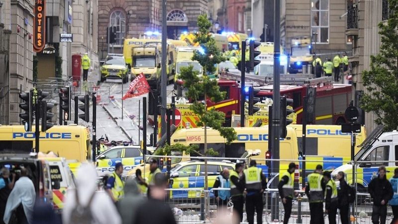 الحكم بالسجن 21 عاما ونصف العام على منفذ حادث دهس مشجعي ليفربول