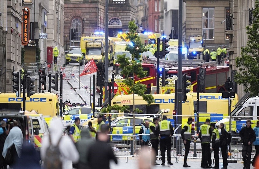 الحكم بالسجن 21 عاما ونصف العام على منفذ حادث دهس مشجعي ليفربول