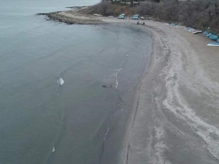 ظاهرة تثر قلق السكان.. ماذا يحدث لبحر مرمرة؟