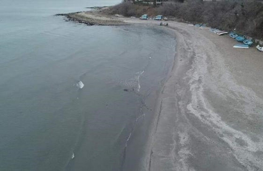 ظاهرة تثر قلق السكان.. ماذا يحدث لبحر مرمرة؟