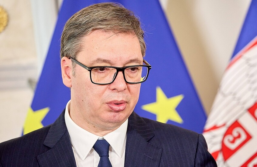 إلى جانب مَن تقف صربيا في النزاع بين روسيا وأوروبا؟