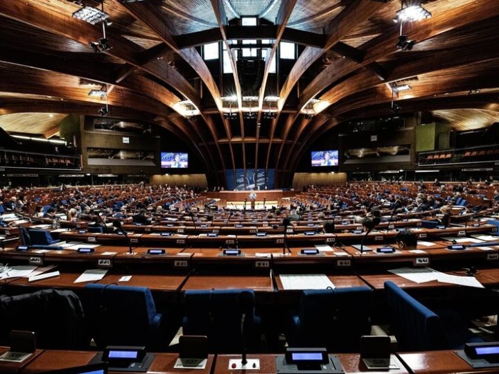 مسؤول كبير يقع في الفخ ويفضح أطماع أوروبا تجاه روسيا