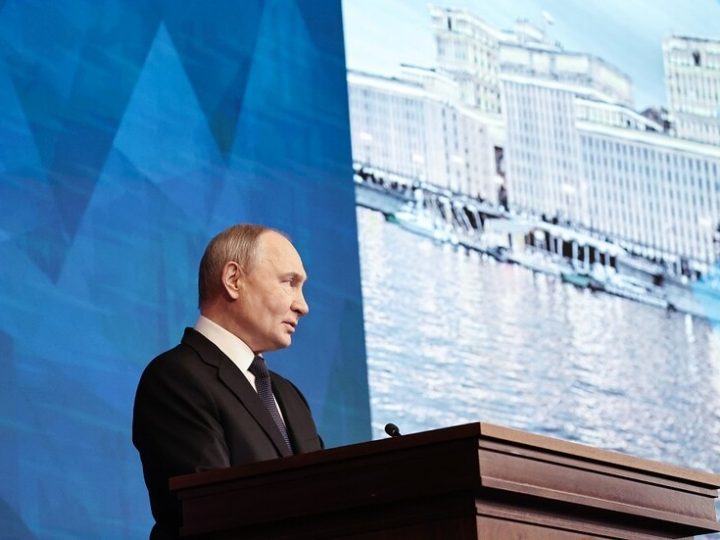 “سنحقق أهدافنا”.. بوتين أمام وزارة الدفاع يحذر الغرب من فشل الدبلوماسية ومراحيض زيلينسكي الذهبية