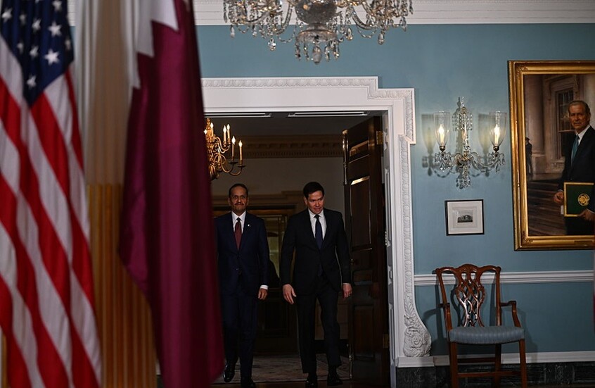 وزير الخارجية الأمريكي ونظيره القطري يبحثان التعاون الثنائي وملفي غزة وسوريا