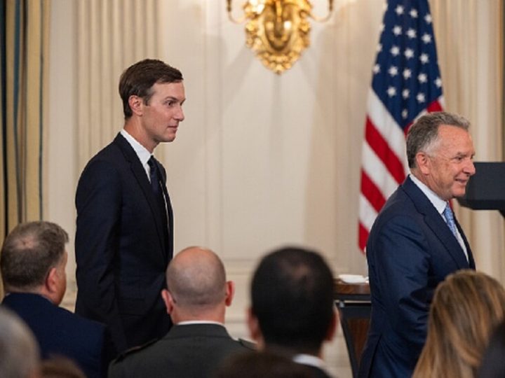 هيرش: خطة أمريكية للاستيلاء على نصف عوائد إعمار أوكرانيا