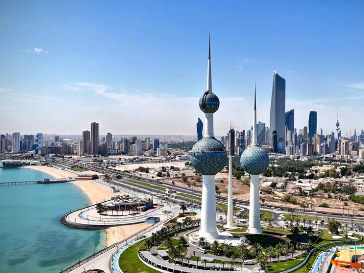 الكويت تمنح المخالفين في قضايا ملف الجنسية فرصة للعفو وتحدد المهلة